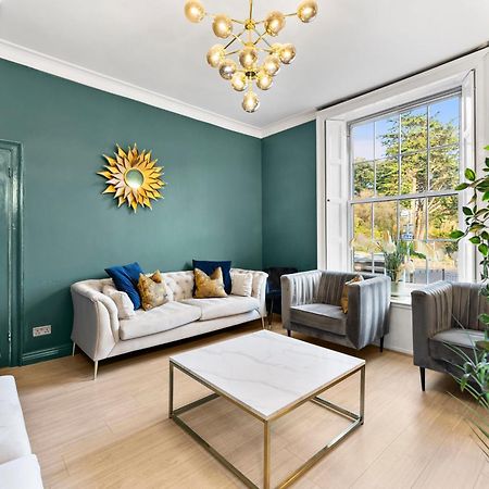 Deluxe 5 Bed In Central Whitby - Parking - Hot Tub Bagian luar foto
