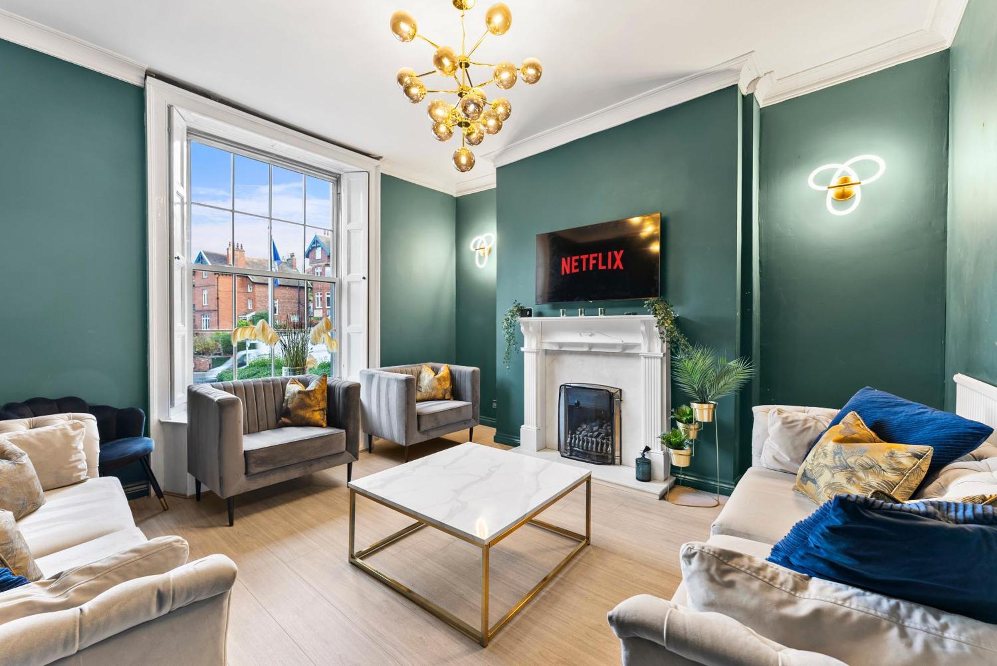 Deluxe 5 Bed In Central Whitby - Parking - Hot Tub Bagian luar foto